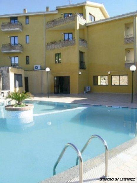 Hotel Le Palme SantʼAnna Arresi Exteriör bild