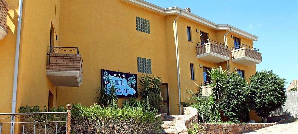 Hotel Le Palme SantʼAnna Arresi Exteriör bild